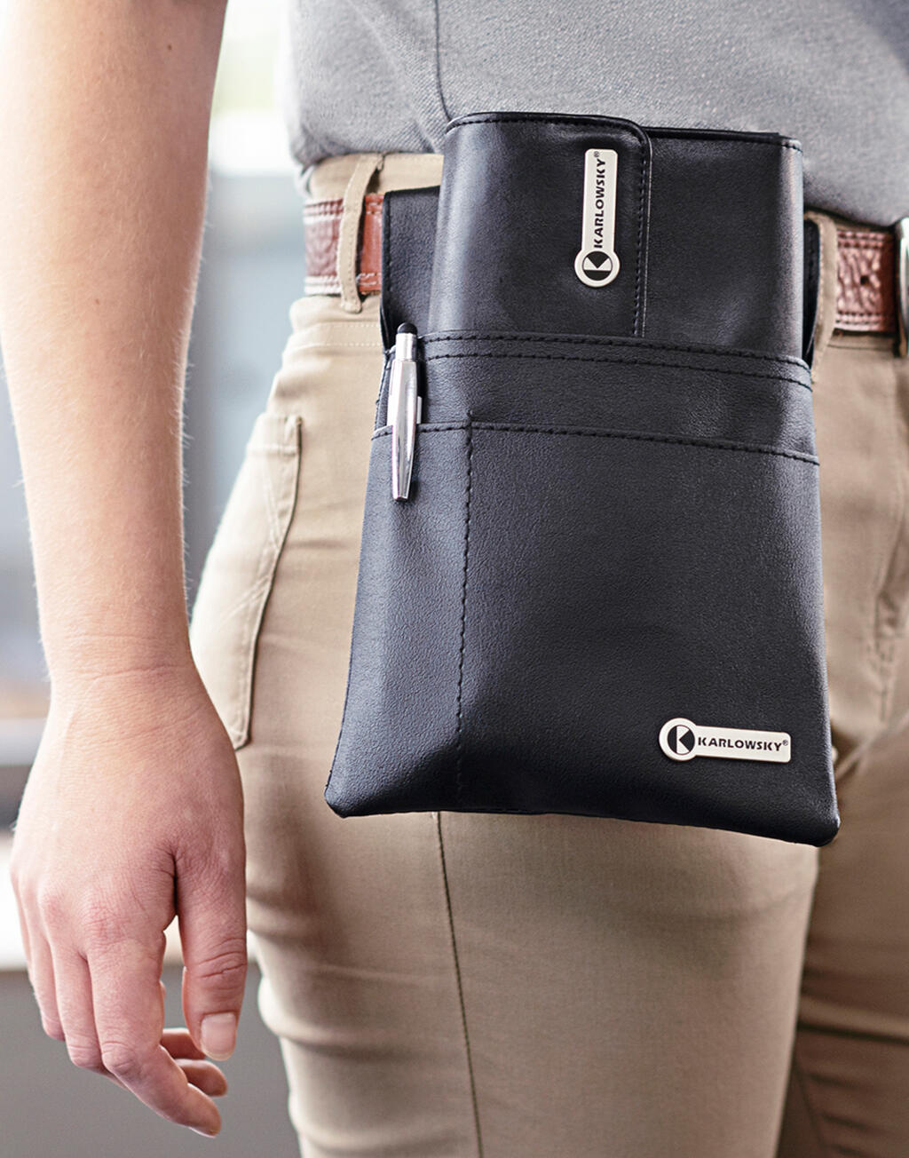 Waiter`s Holster with Belt Pull-Through - Image 3